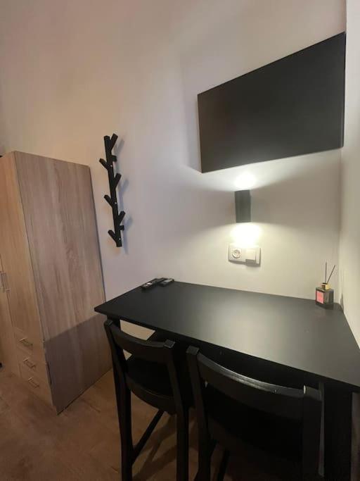 Charming Studio In The City Centre بودابست المظهر الخارجي الصورة