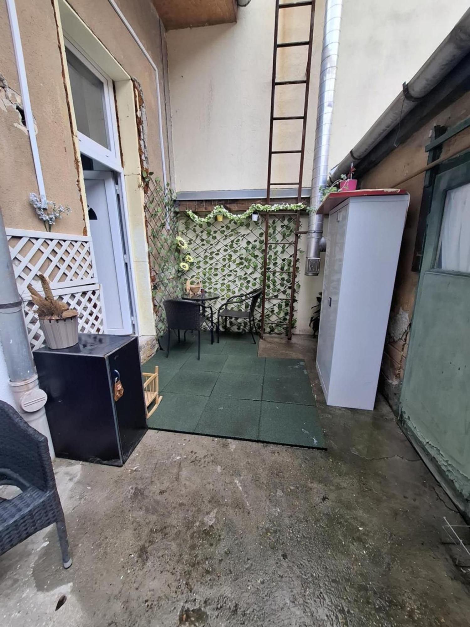 Charming Studio In The City Centre بودابست المظهر الخارجي الصورة